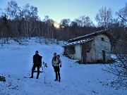 Alla Madonnina del Costone (1195 m) da Zogno (315 m) su sentieri sopra casa (26dic閳??20)  - FOTOGALLERY